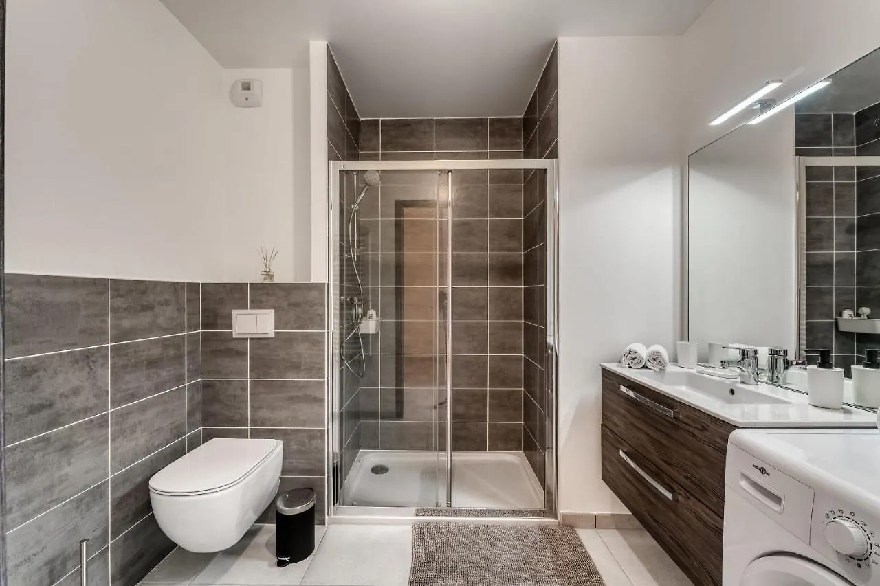 Emergence - Beautiful Studio For 2 People Balcony And Garage Annecy Apartment