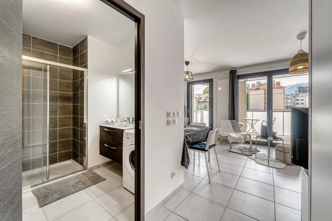 Emergence - Beautiful Studio For 2 People Balcony And Garage Annecy 0*,  France